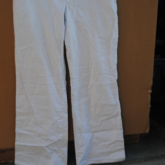 Striped b&w professional stretch 6 - Picture 6 of 7